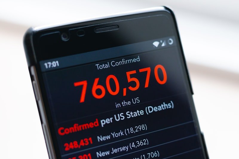 black samsung galaxy smartphone showing 20 00